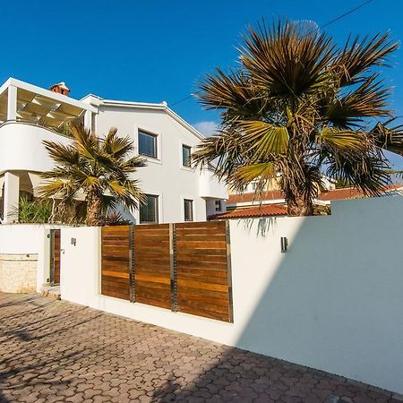 Apartment Antisin Zára Kültér fotó